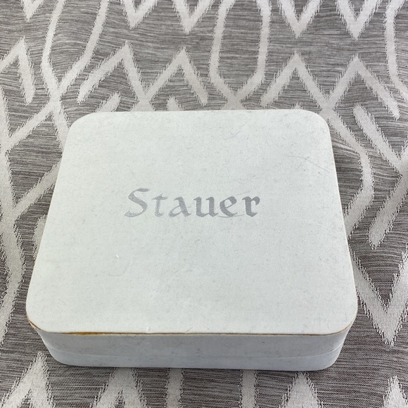 Staure Jade with Sterling Silver Necklace w/matching French Hook Earrings - Picture 6 of 8